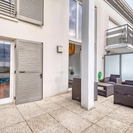 Apartment Duplex Et Terrasse Pres De Paris
