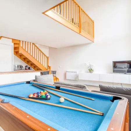 Duplex Et Terrasse Pres De Paris *